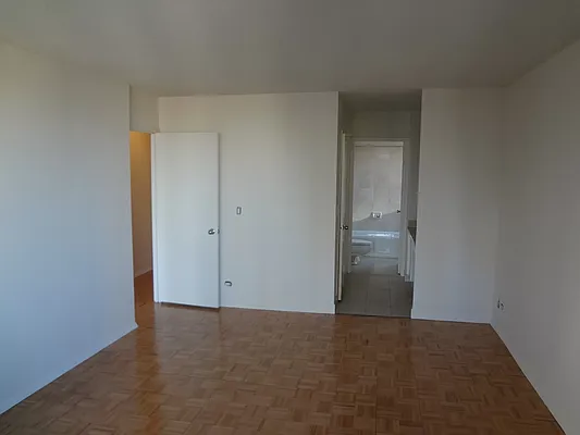 Rented by Royal Operation System | media 16