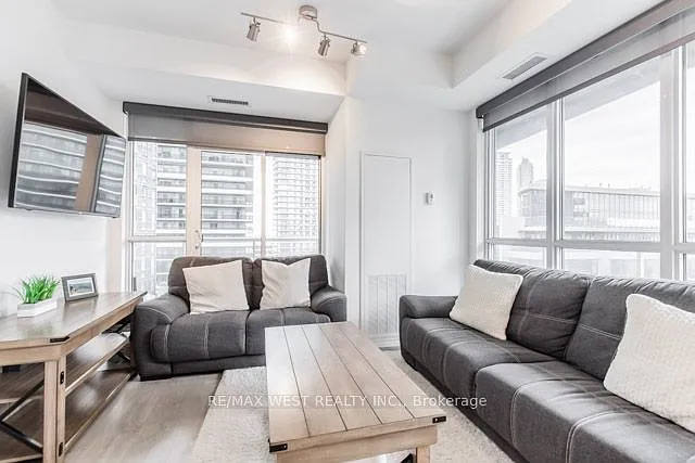 110 Marine Parade Dr #1008 — Photo 21
