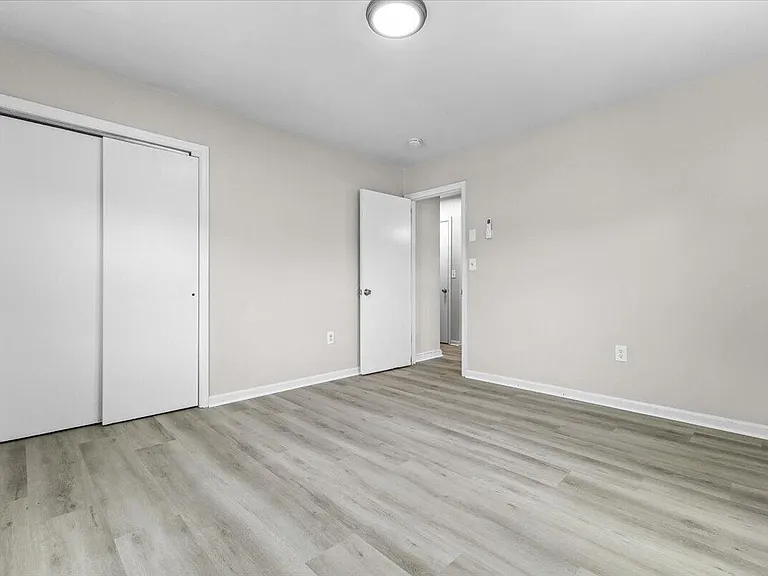 713 Bibb St NE — Photo 17