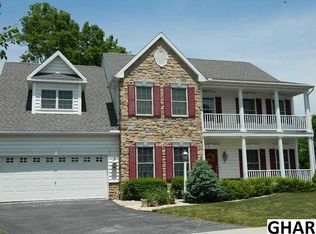 920 Espenshade Ct, Hummelstown, PA 17036