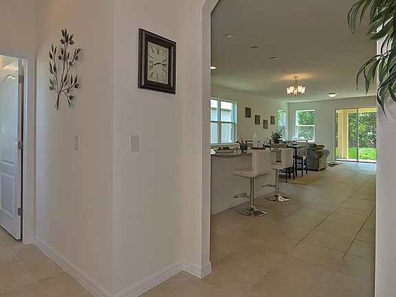 2nd image of 11508 Warren Oaks Pl