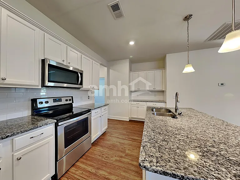 6001 Trailwater Aly — Photo 3