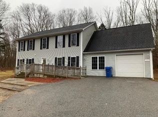 132 Fire St, Oakdale, CT 06370