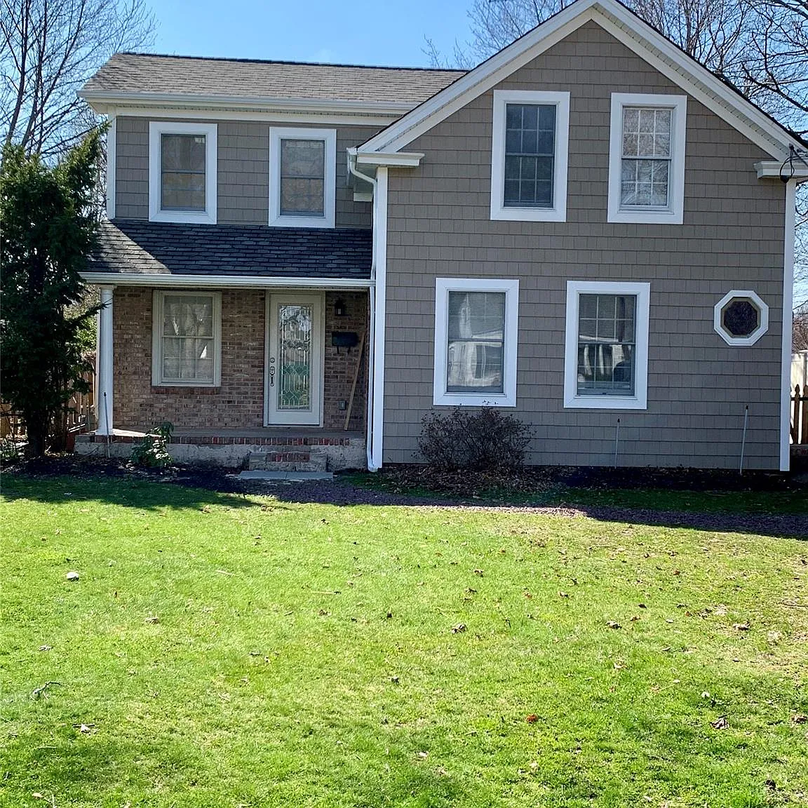 3 bed, 2.0 bath, 1500 sqft, $3,800 — Photo 1