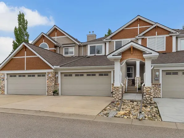 6 E Discovery Hts SW, Calgary, AB T3H 4Y6