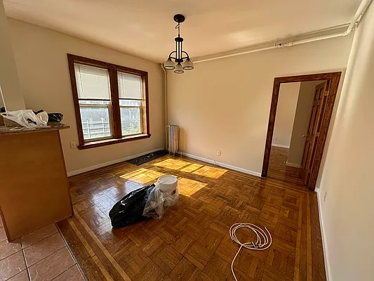 Rented by Premier Metro Realty Corp | media 4