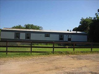 1st image of 406 Shady Oaks Ln