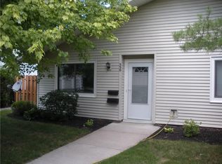 550 Eastbrooke Ln, Rochester, NY 14618