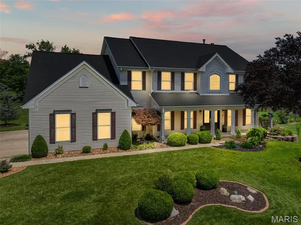 2622 Whitetail Ln, O'Fallon, MO 63368