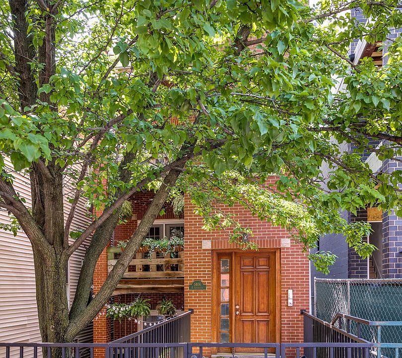 1st image of 1406 N Greenview Ave #3