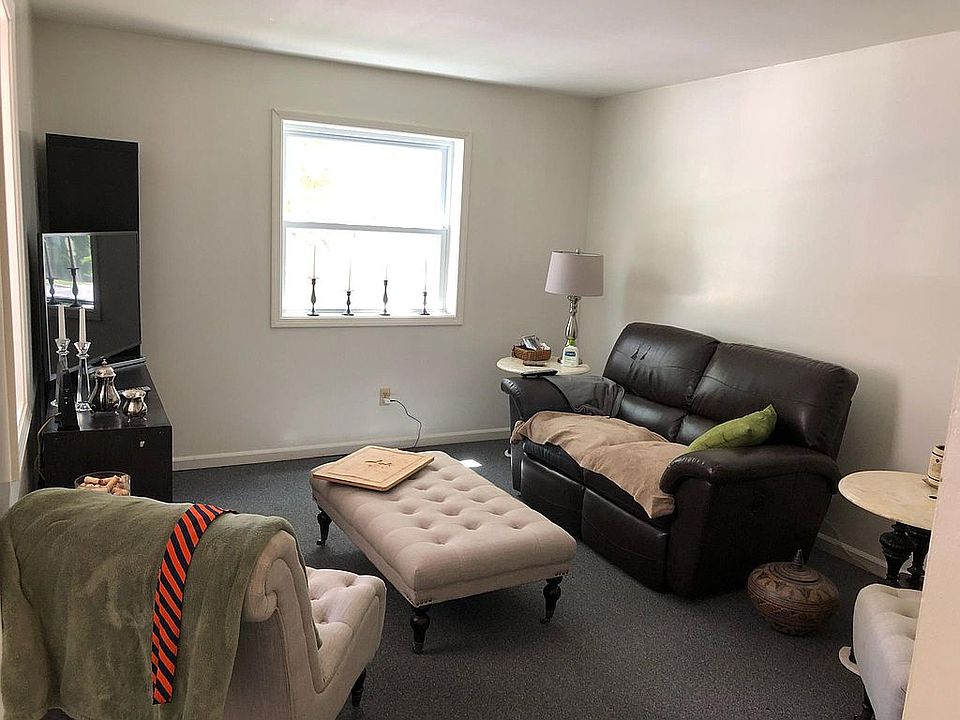 Living rm, new window