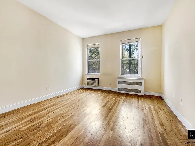 330 E 83rd St #5B — Photo 2