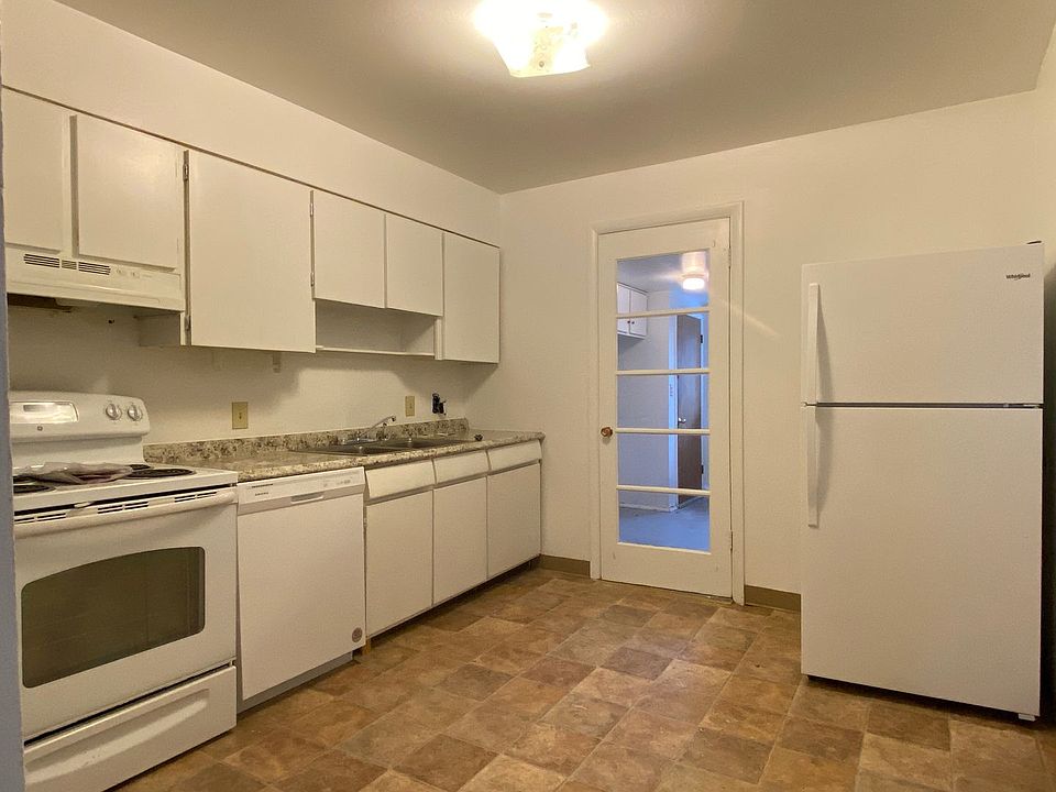 1st image of 311 Everett St