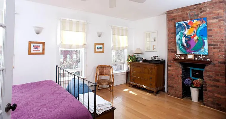 Sold by Betancourt & Associates Realty LLC | media 8