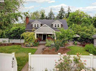 9629 SW 42nd Ave, Portland, OR 97219