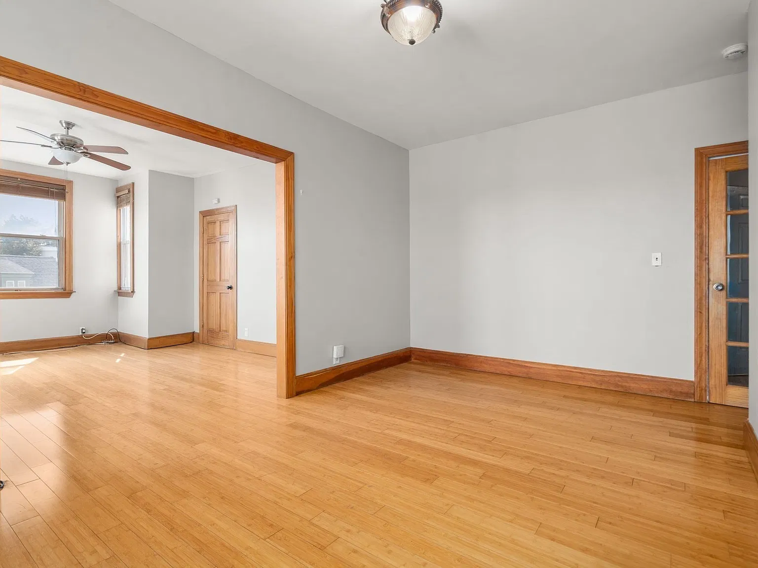 2 bed, 1100 sqft, $2,800 — Photo 3