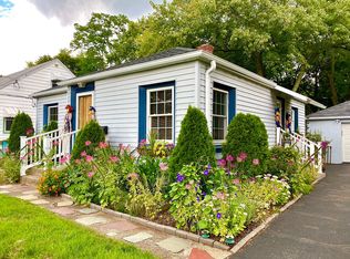 253 W Ivy St, East Rochester, NY 14445