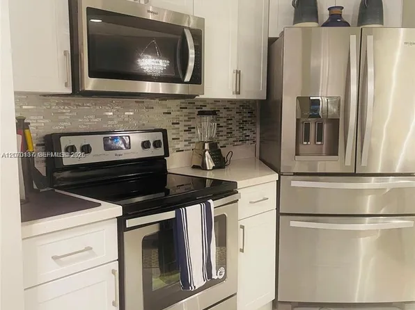 10551 W Broward Blvd APT 111, Fort Lauderdale, FL 33324