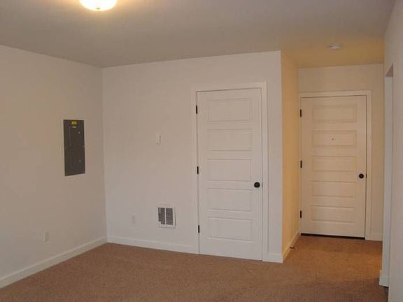 Living Area (2)