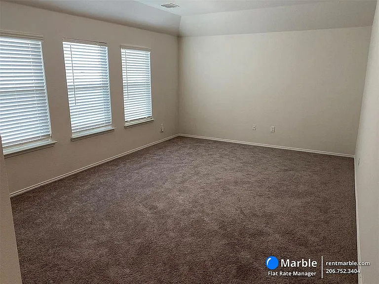 2300 Copal Dr — Photo 6
