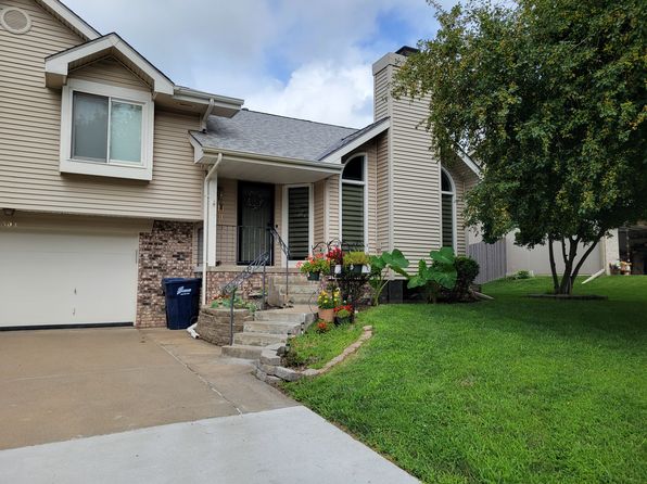 302 Oakwood Dr
