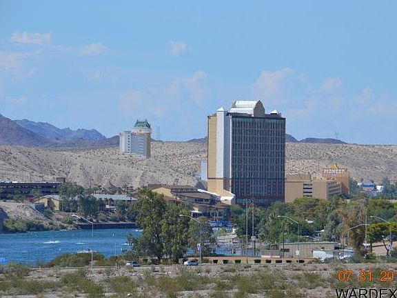 4th image of 2022 Merrill Ln Unit 6I