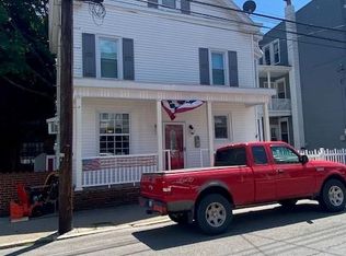 28 E Coal St, Shenandoah, PA 17976