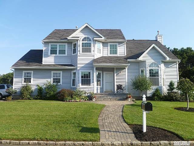 1st image of 2 Hyacinth Ct