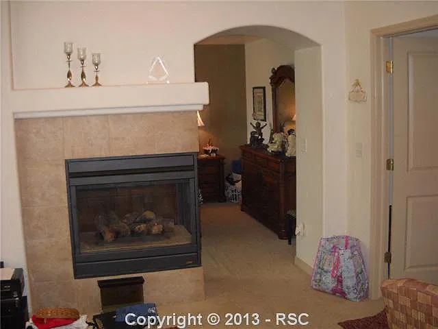 4 bed, 2.5 bath, 3100 sqft, $1,845 — Photo 4
