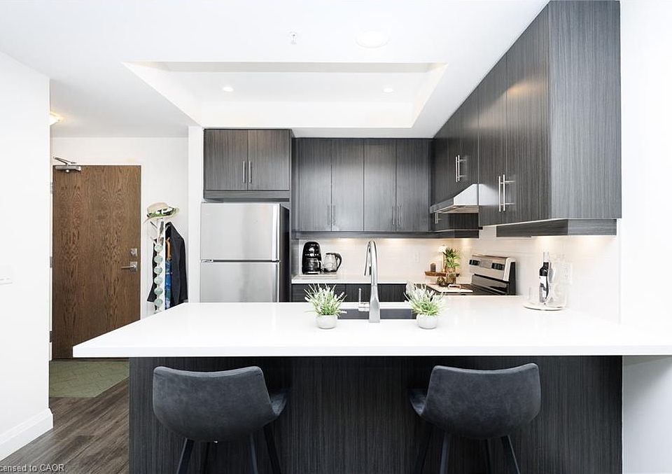 1st image of 30 Hamilton St S #201
