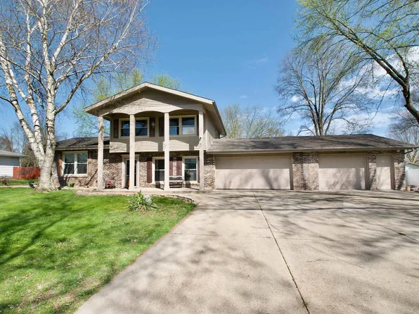 50868 Shady Ln, Elkhart, IN 46514