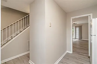 348 Indian Hills Cir #8 — Photo 5