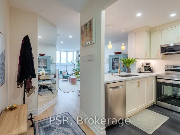 2285 Lake Shore Blvd W #1409, Toronto, ON M8V 3X9