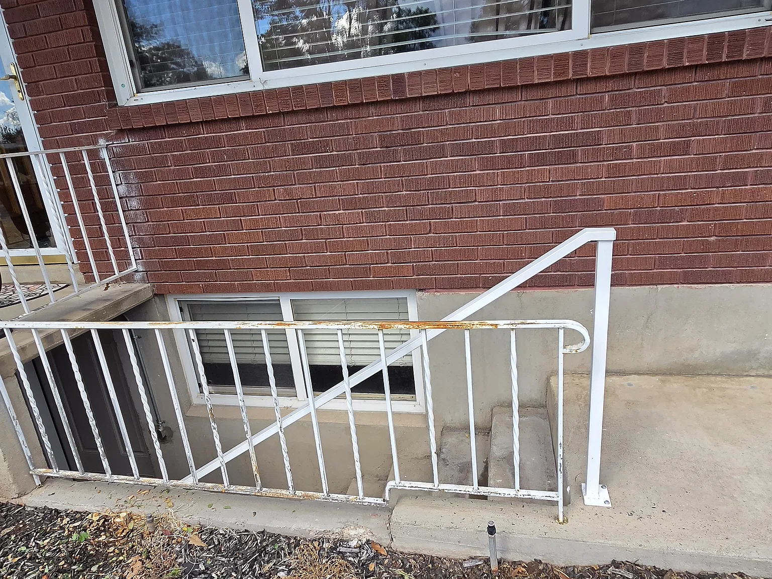 2 bed, 750 sqft, $1,200 — Photo 2