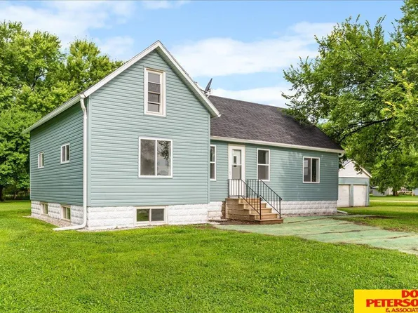 820 Cottonwood St, North Bend, NE 68649