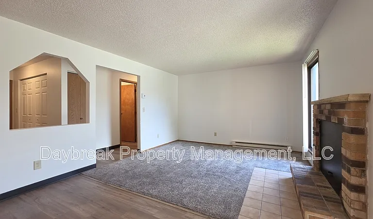 3402 15th Ave S #201 — Photo 4