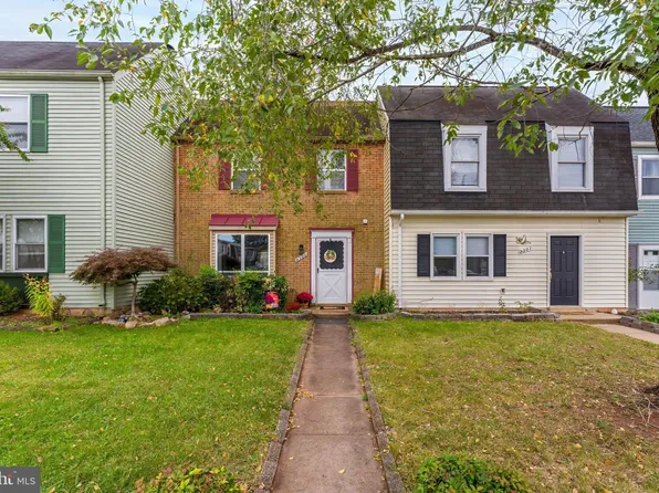 8300 Sunnyside Ct, Manassas Park, VA 20111