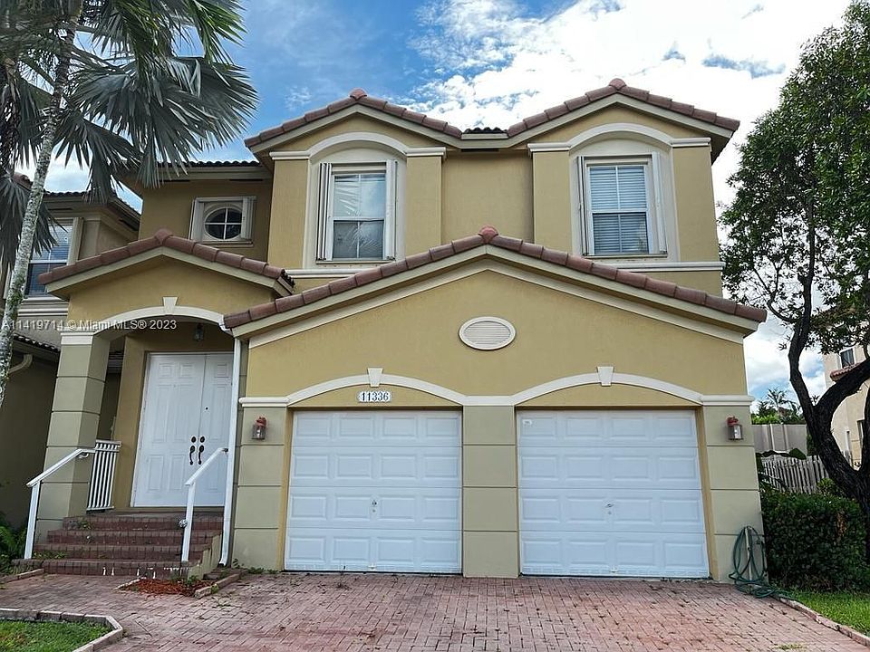 1st image of 11336 NW 74th Ter