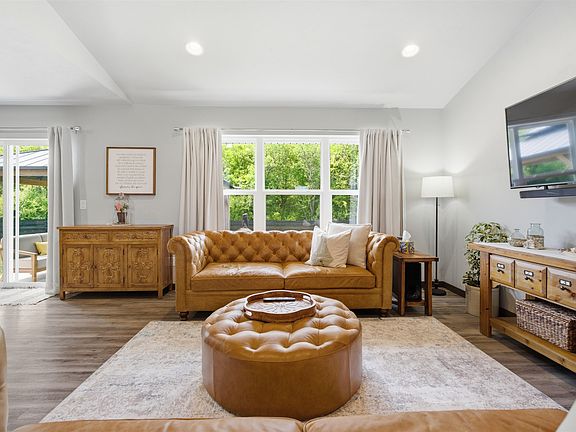 4th image of 3308 Isaac Ln