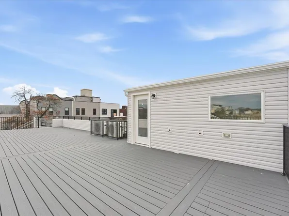 134 New York Avenue image 20 of 31