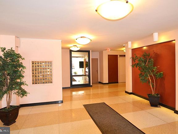 5th image of 522 21st St NW APT 312