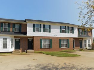 1232 Parkway Pl, Clarksville, TN 37042