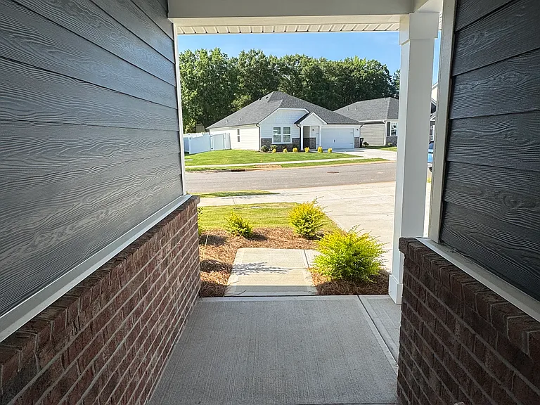 1020 Cunningham Farm Dr — Photo 31