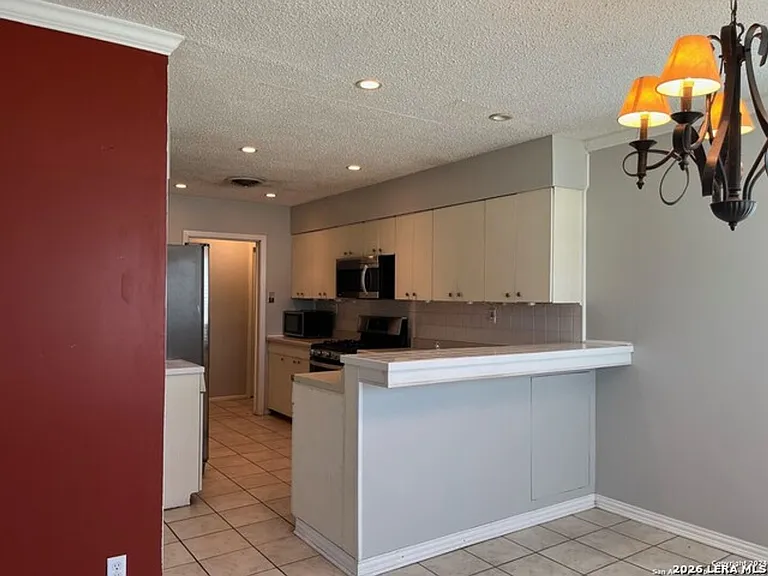 4042 City View Dr — Photo 7