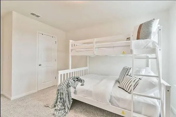 7784 Richmond Trl — Photo 15