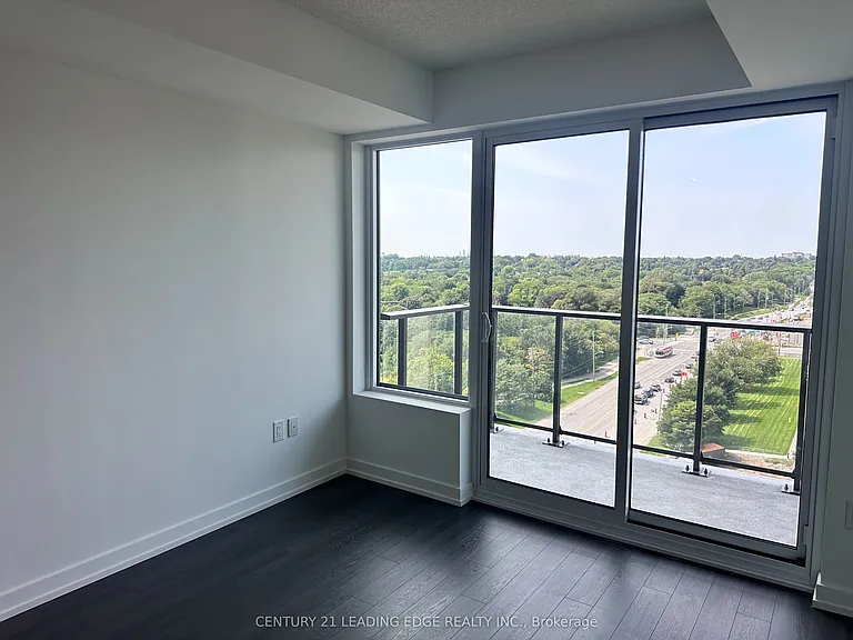 4010 Eglinton Ave W #1111 — Photo 9