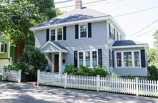 2nd image of 108 Greenwood Ave