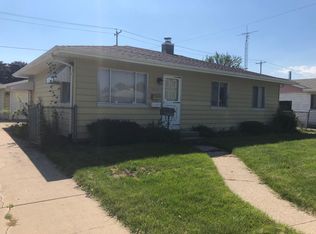 1913 87th St, Kenosha, WI 53143