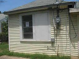 4th image of 1012 Marion Ave