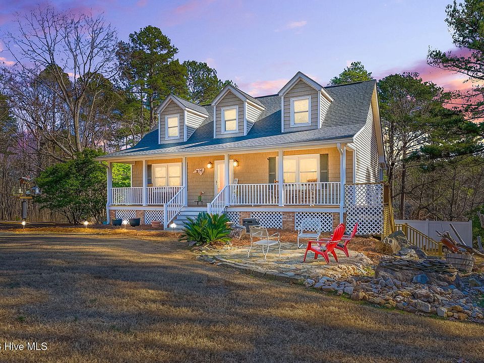 1st image of 206 Fox Hollow Drive